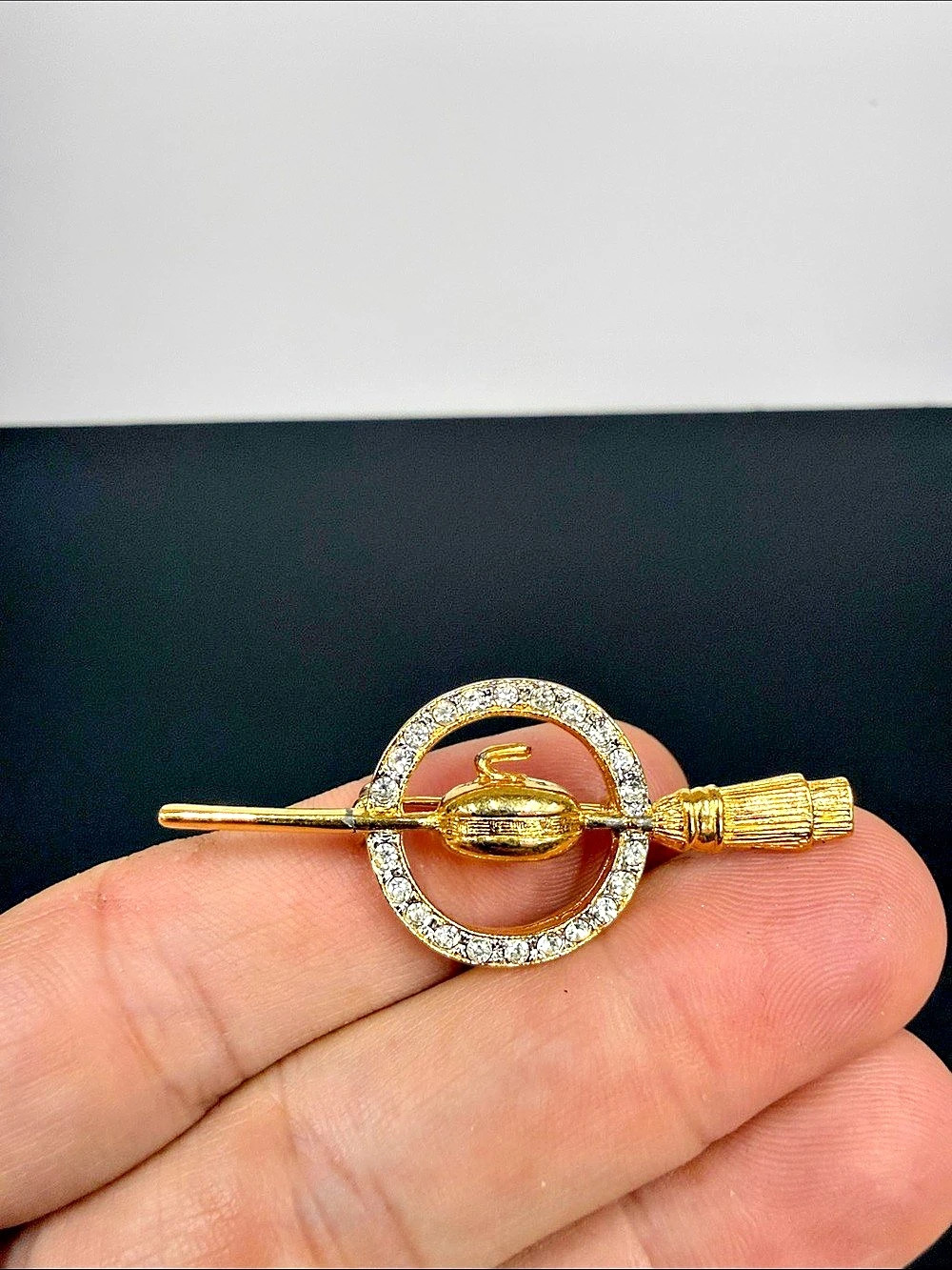 Vintage Curling Stone & Broom Brooch Gold Tone Clear Rhinestone Canadian Sports